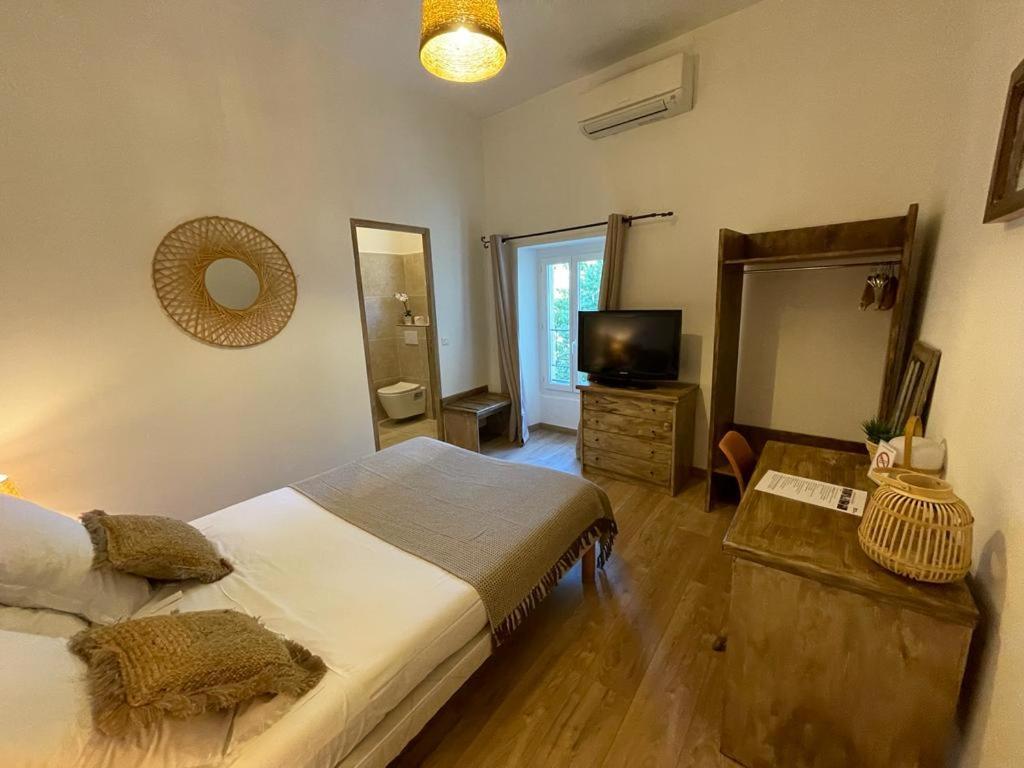Hotel Mas De Galoffre Nimes Ngoại thất bức ảnh