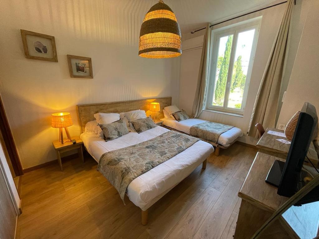 Hotel Mas De Galoffre Nimes Ngoại thất bức ảnh