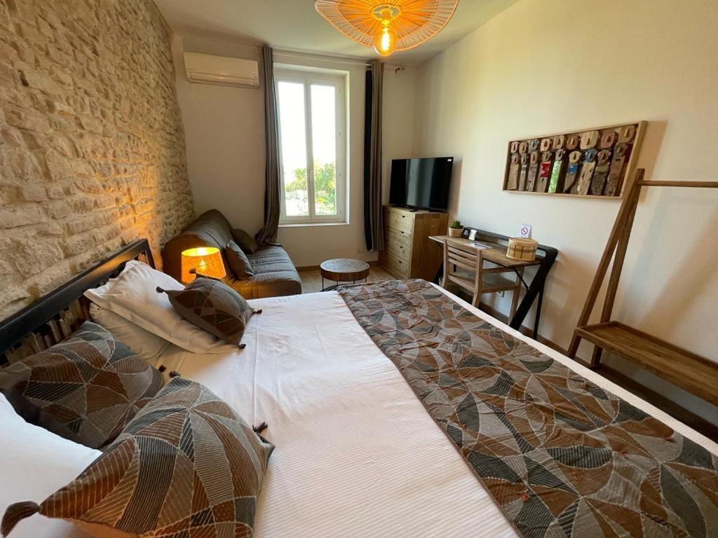 Hotel Mas De Galoffre Nimes Ngoại thất bức ảnh
