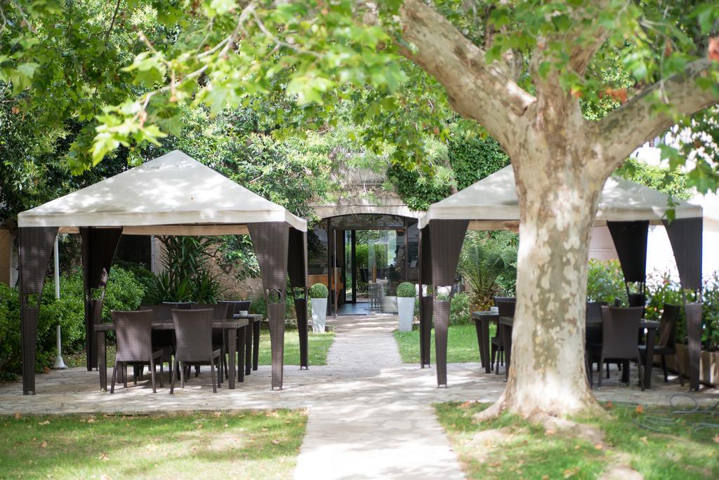 Hotel Mas De Galoffre Nimes Ngoại thất bức ảnh